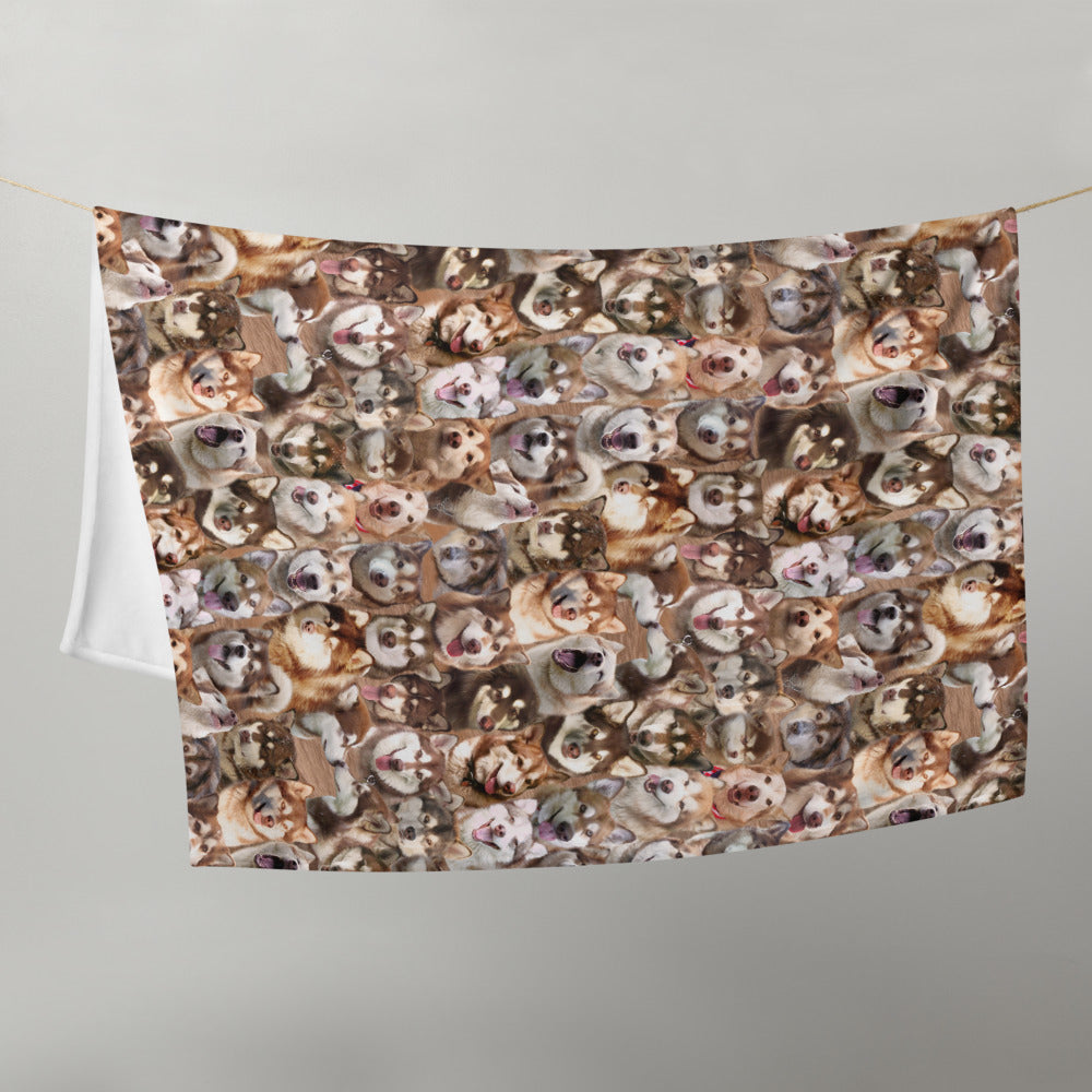 Red Alaskan Malamutes Throw Blanket